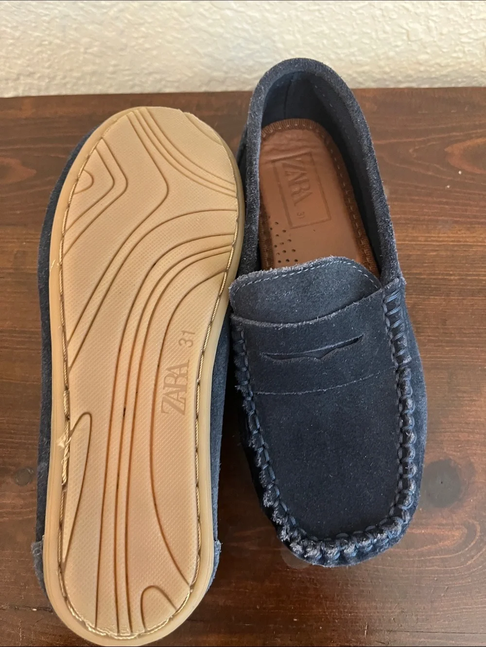 Zara boys  Dark Blue Suede Penny Loafers size 13